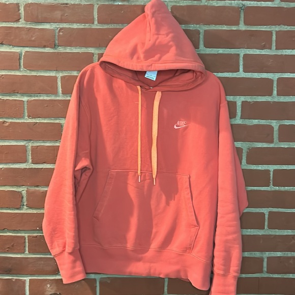 Nike Sportswear Classic Fleece Pull Over Hoodie ‘Lobster Red’ DA0023-605 Sz-Med. - Picture 2 of 5